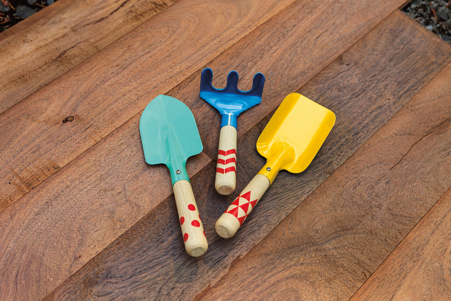 Toysmith - Beetle & Bee Kids Garden Hand Tools