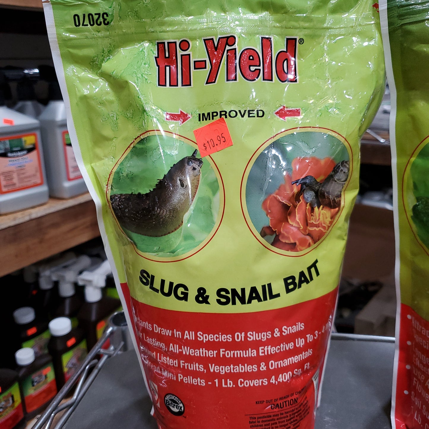 High yield slug and snail bait