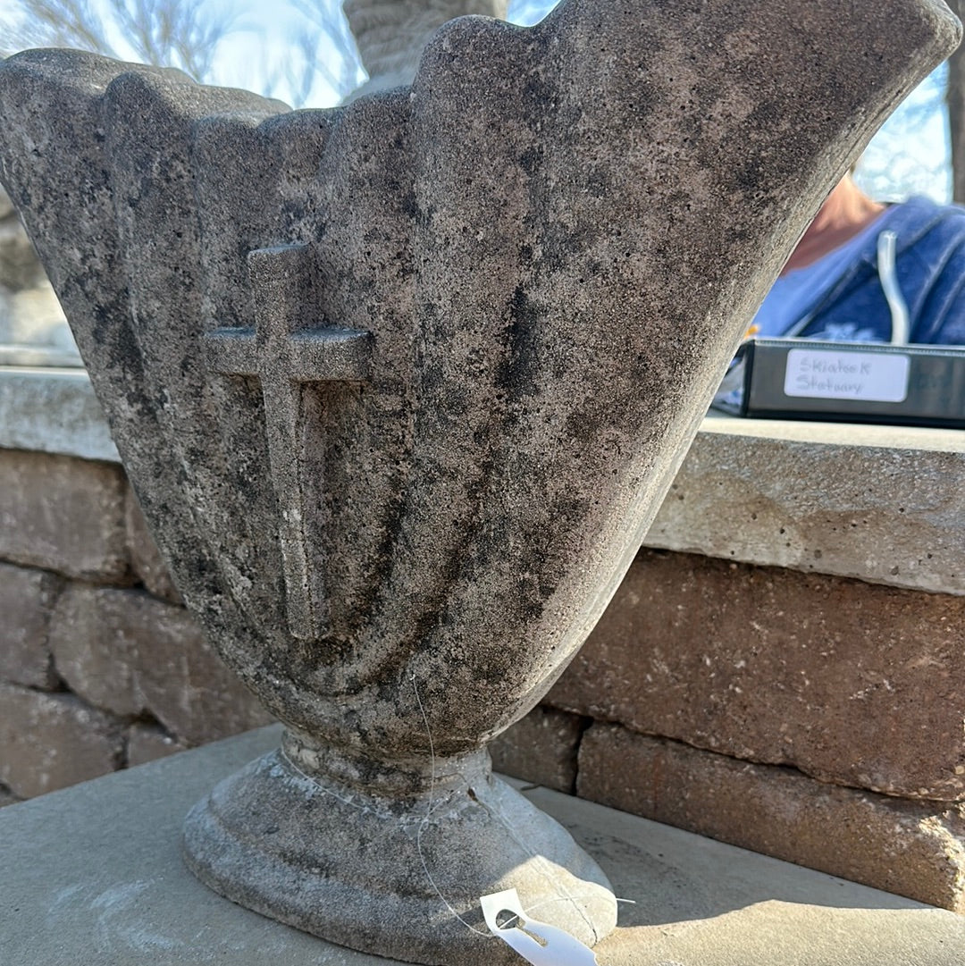 Small pot statuary with cross